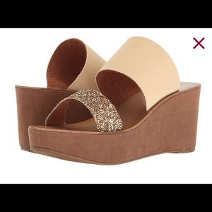 Chinese Laundry Sandal